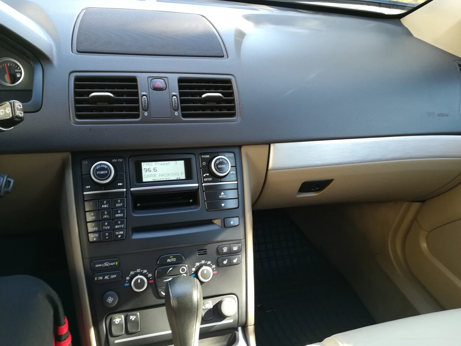 Volvo Xc90 D5 AWD - изображение 2