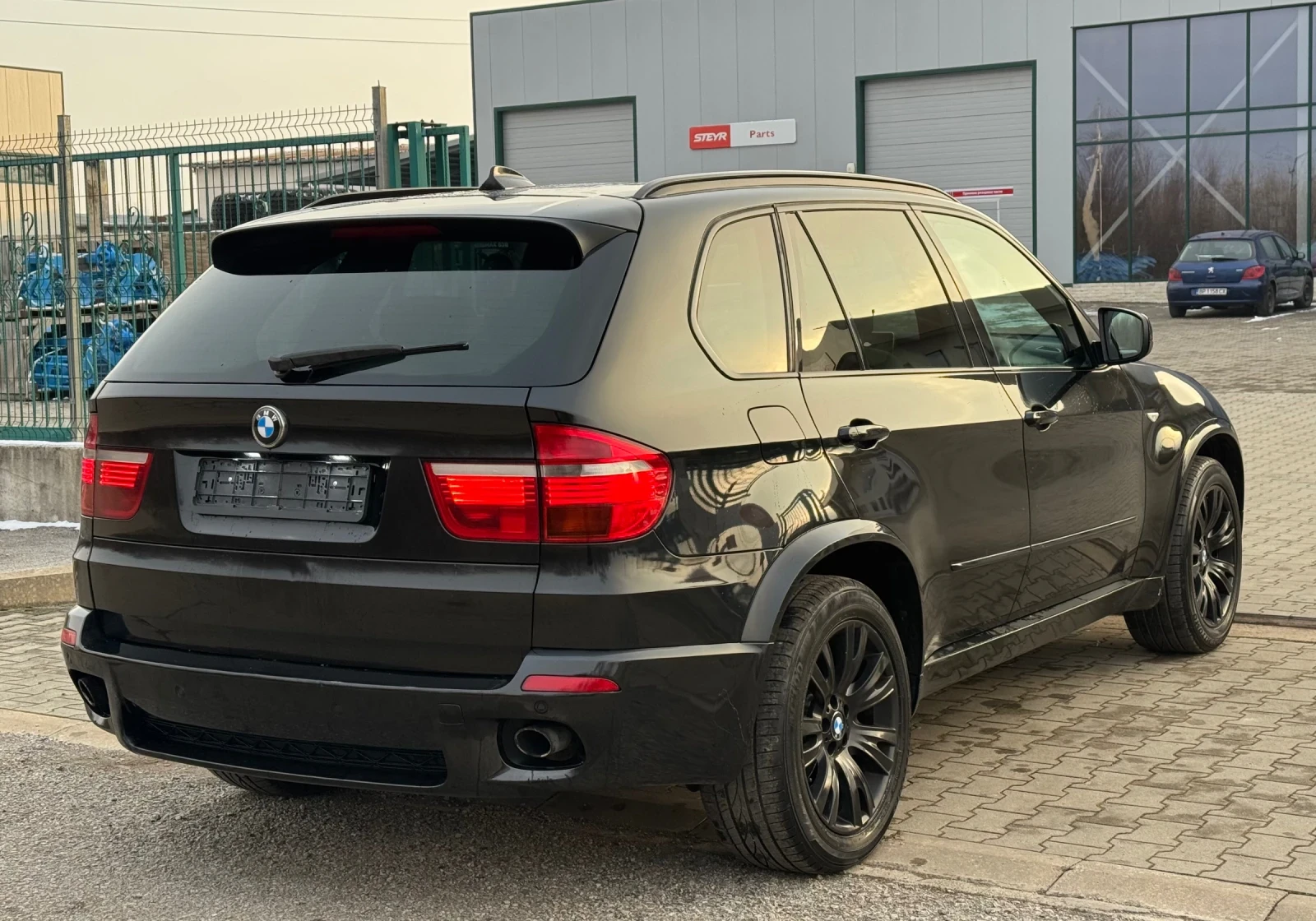 BMW X5 3, 5д 286к.с. Камера. М-пакет - изображение 4