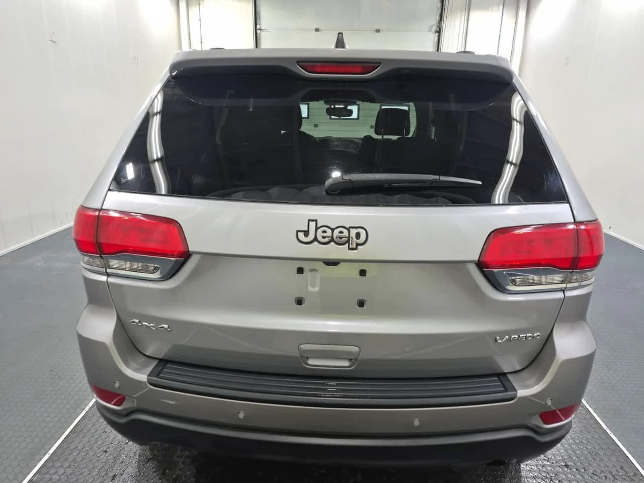 Jeep Grand cherokee * Laredo * ПАНО* ПОДГРЕВ* KEYLESS* , снимка 4 - Автомобили и джипове - 53715688