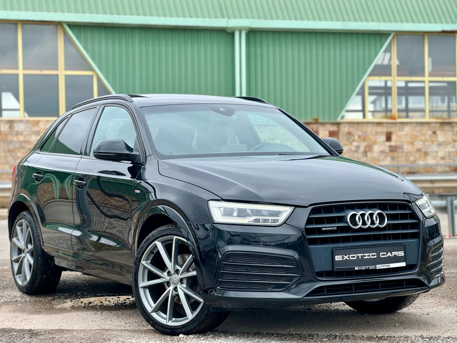 Audi Q3 2.0TDI ! S Line ! Quattro ! FaceLift !