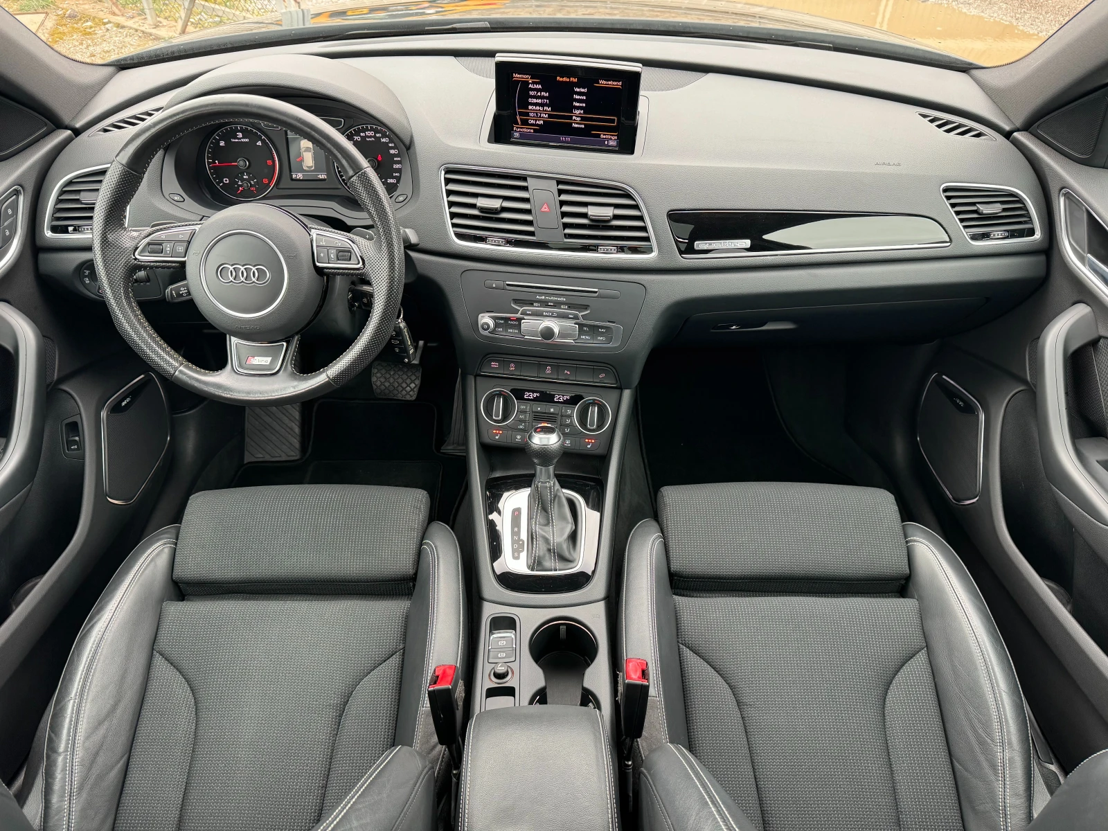 Audi Q3 2.0TDI ! S Line ! Quattro ! FaceLift !, снимка 9 - Автомобили и джипове - 54082409