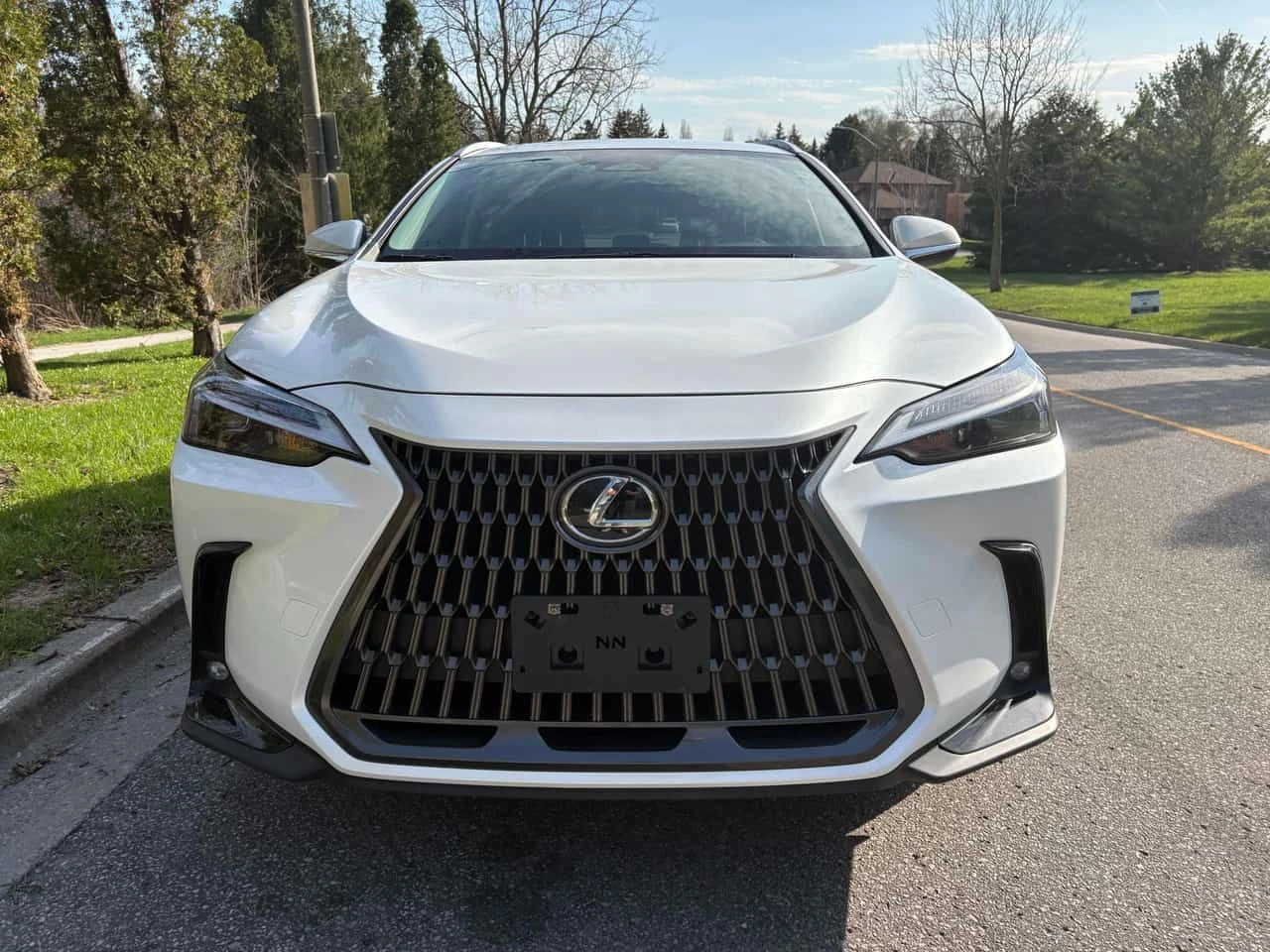 Lexus NX 250  CARFAX, снимка 10 - Автомобили и джипове - 54315573