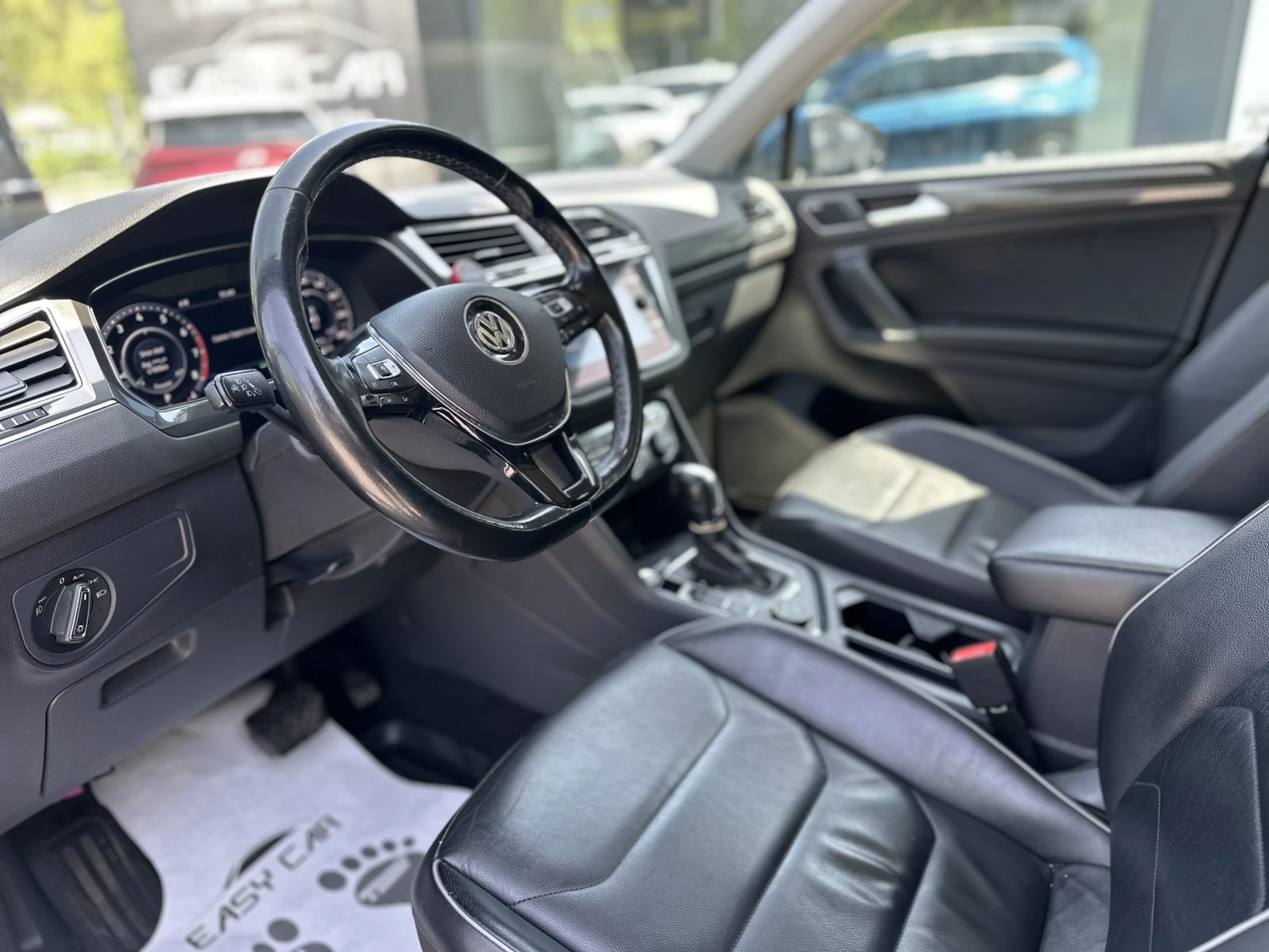 VW Tiguan PANO /CAMERA /, снимка 6 - Автомобили и джипове - 54356377