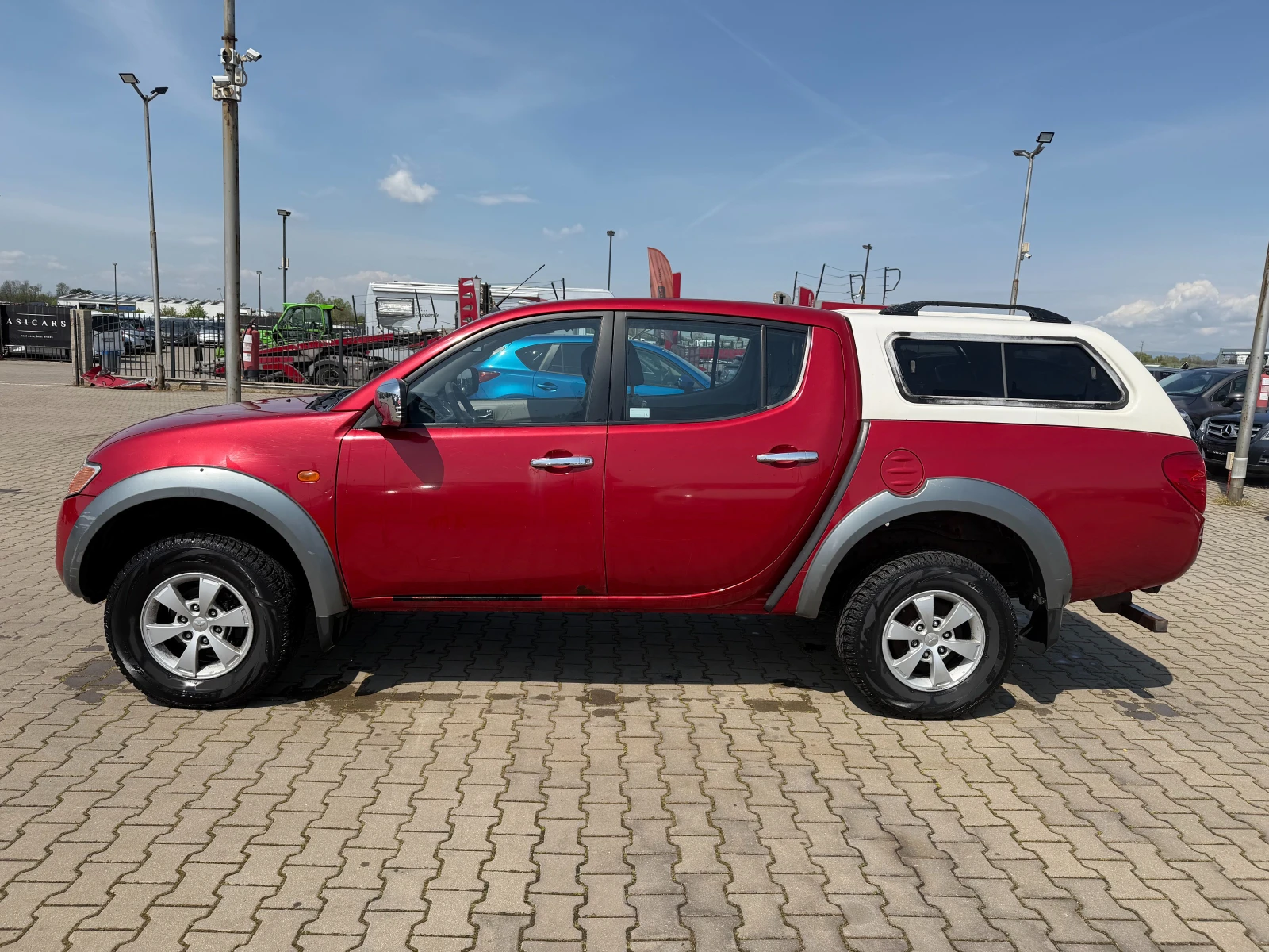 Mitsubishi L200 2.5DI-D Dopplekabine 4WD EURO 4, снимка 9 - Автомобили и джипове - 54355314