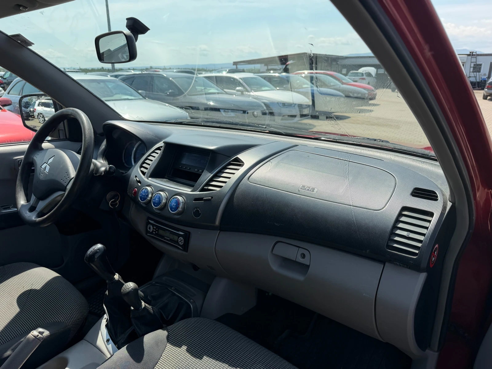 Mitsubishi L200 2.5DI-D Dopplekabine 4WD EURO 4, снимка 10 - Автомобили и джипове - 54355314