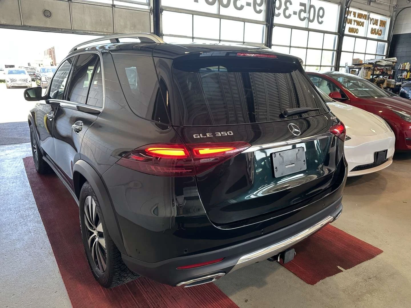 Mercedes-Benz GLE 350 | Чиста История , снимка 5 - Автомобили и джипове - 54806841