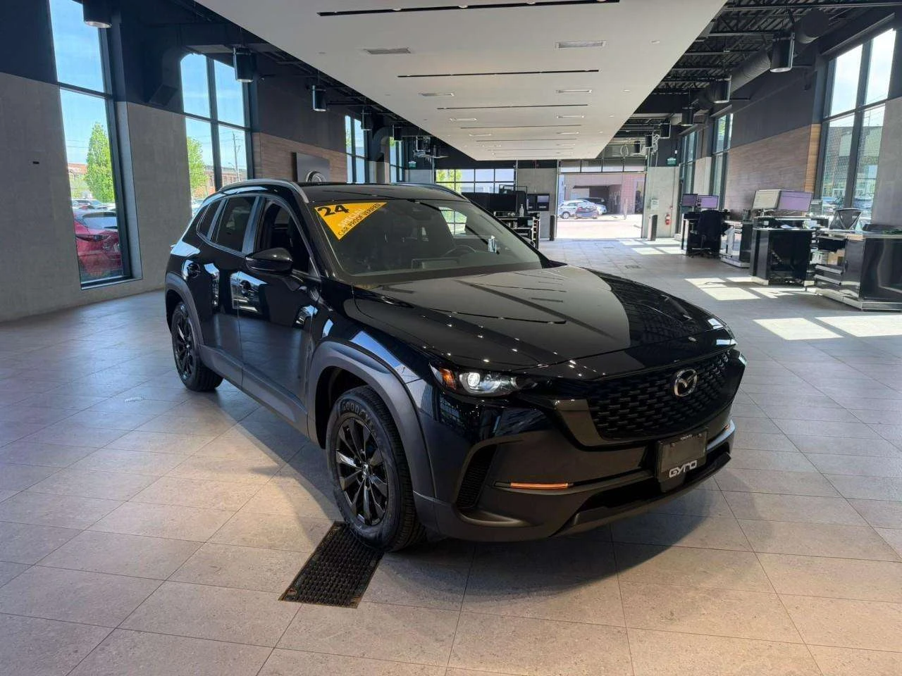 Mazda CX-50 GS-L | CARPLAY | ЕЛ САЛОН |  ЦЕНА ДО БГ, снимка 3 - Автомобили и джипове - 54971300