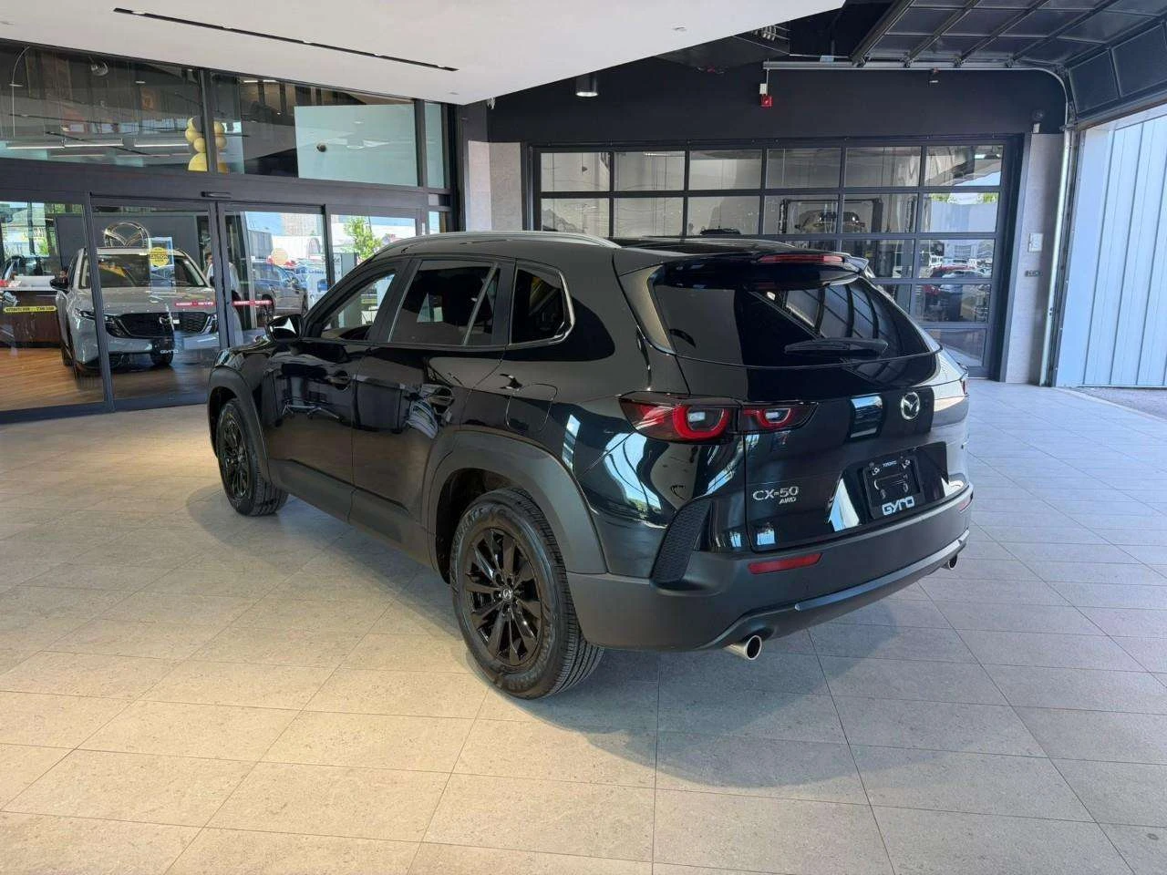 Mazda CX-50 GS-L | CARPLAY | ЕЛ САЛОН |  ЦЕНА ДО БГ, снимка 7 - Автомобили и джипове - 54971300