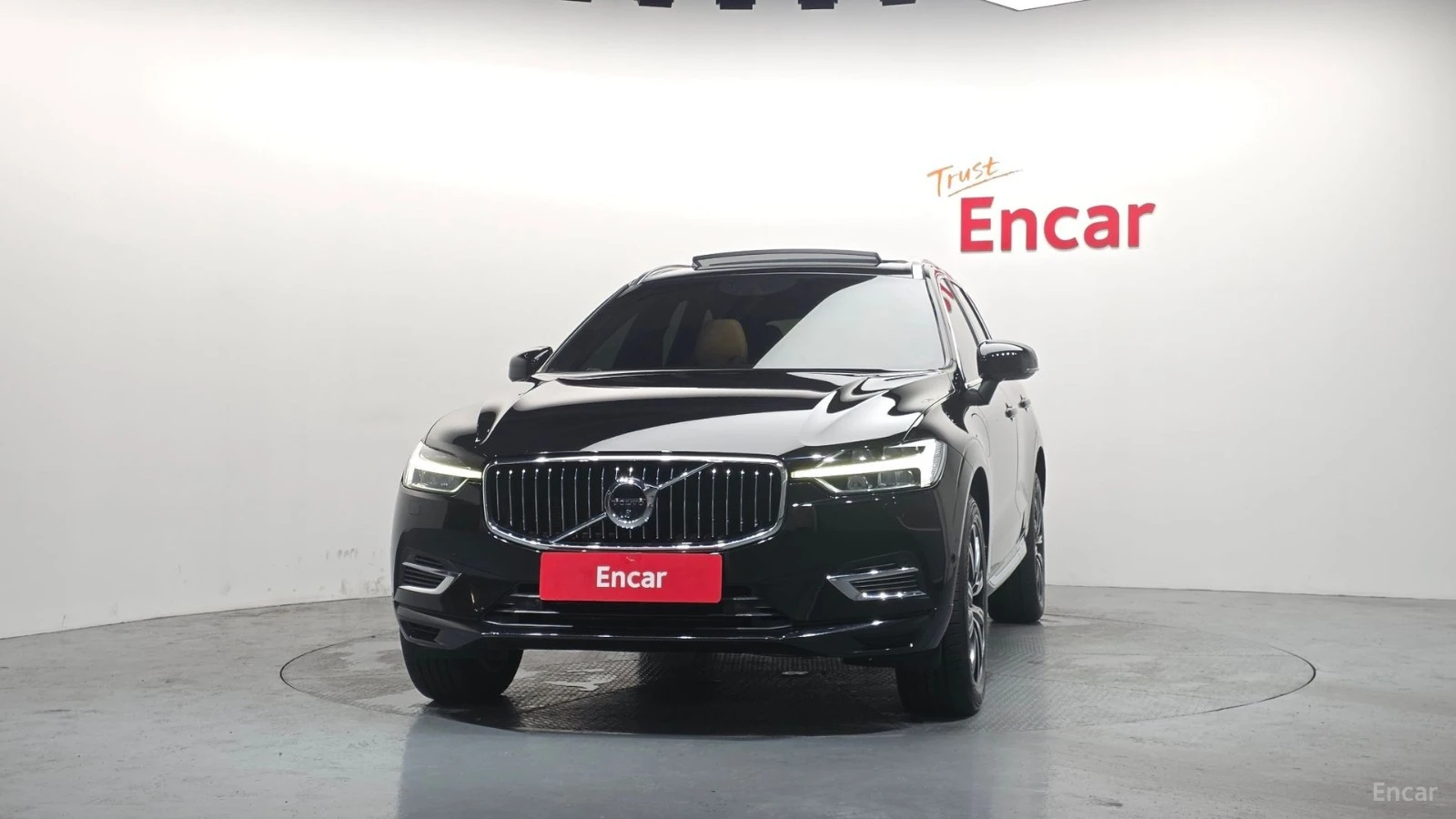 Volvo XC60 * ПАНО* KEYLESS* Camera* ПОДГРЕВ* , снимка 3 - Автомобили и джипове - 55573151