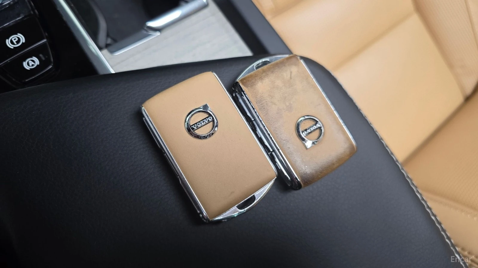 Volvo XC60 * ПАНО* KEYLESS* Camera* ПОДГРЕВ* , снимка 17 - Автомобили и джипове - 55573151