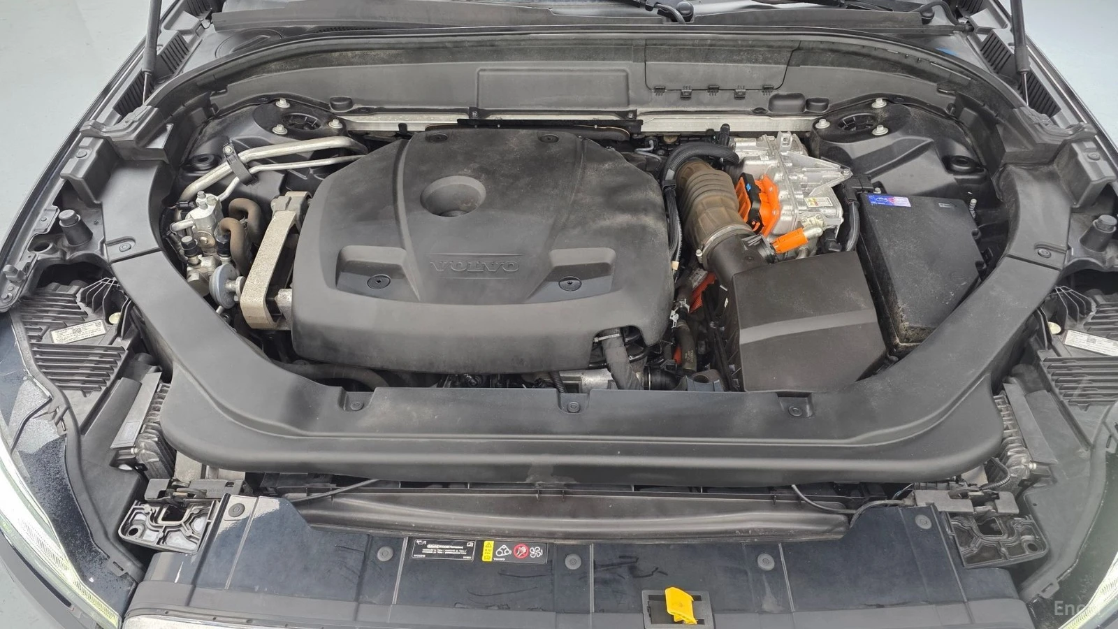 Volvo XC60 * ПАНО* KEYLESS* Camera* ПОДГРЕВ* , снимка 6 - Автомобили и джипове - 55573151