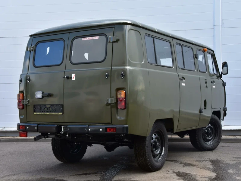 Uaz 2206 ЕВРО 6 8+1, снимка 4 - Бусове и автобуси - 44212365