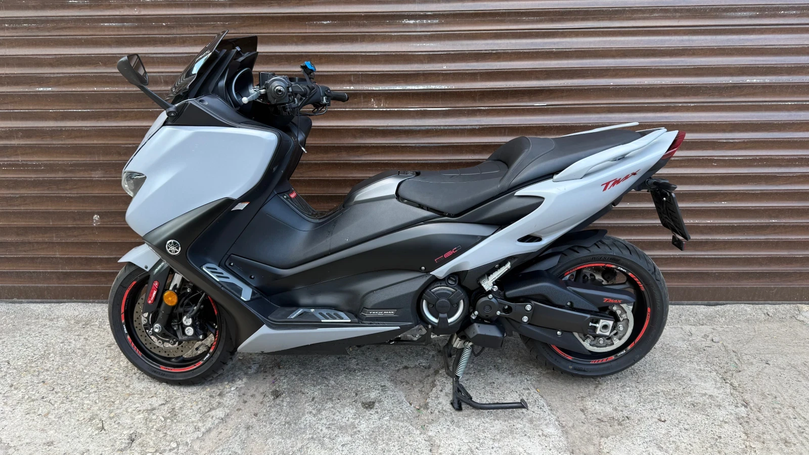 Yamaha T-max 560 Tech Max, снимка 5 - Мотоциклети и мототехника - 55267078