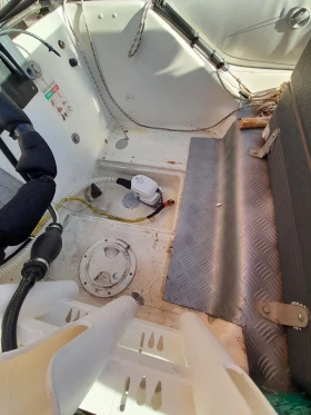 Надуваема лодка GRAND S470, снимка 9 - Воден транспорт - 52913720