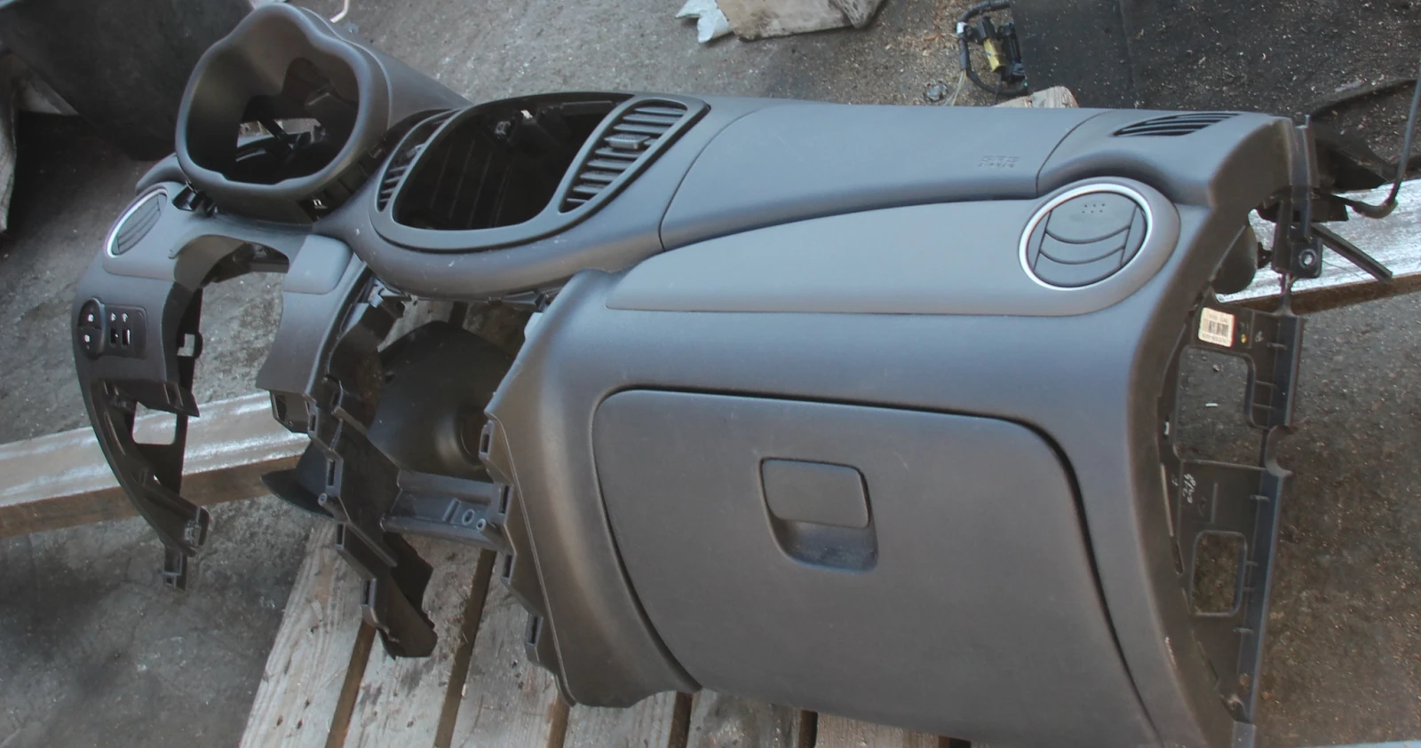    I-10   2008 . | Mobile.bg   4