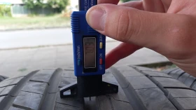 Гуми Летни 295/40R21, снимка 7