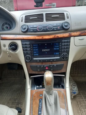 Mercedes-Benz E 280 211, снимка 4