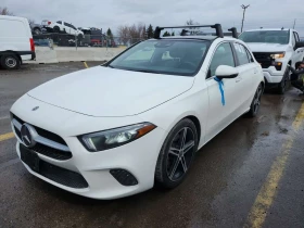 Mercedes-Benz A 250 * CARFAX * 2 КЛЮЧА * ПАНОРАМА * , снимка 1