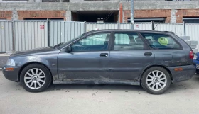 Volvo V40, снимка 2