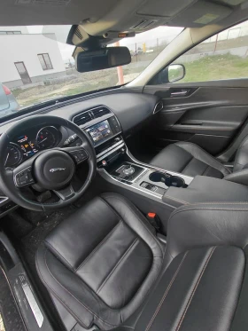 Jaguar XE 2.0, снимка 9