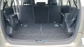 Toyota Corolla verso 2.2 D-4D, снимка 16