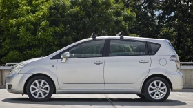 Toyota Corolla verso 2.2 D-4D, снимка 6