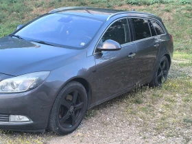 Opel Insignia 2.0Т 220 к.с. 4х4, снимка 3