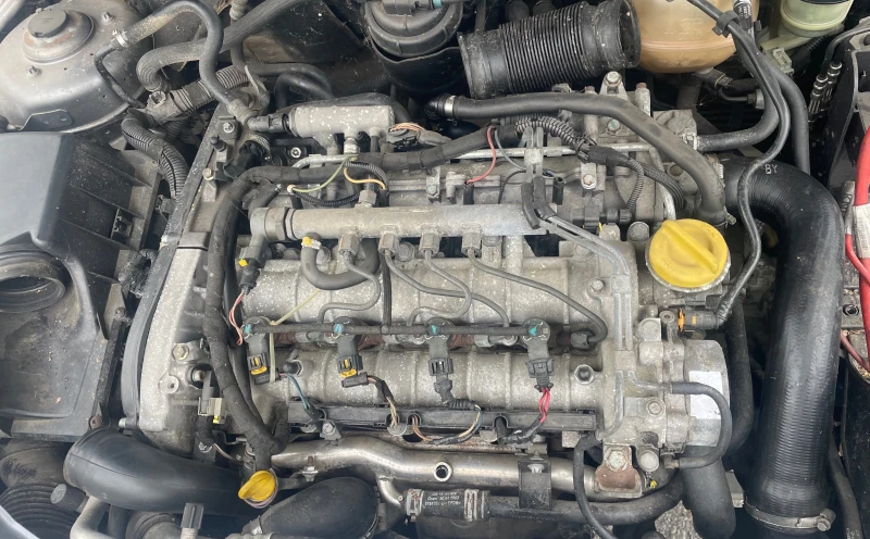 Opel Vectra 1.9 cdti 150  6 ск и 2.2 d 125 кс, снимка 13 - Автомобили и джипове - 37911121