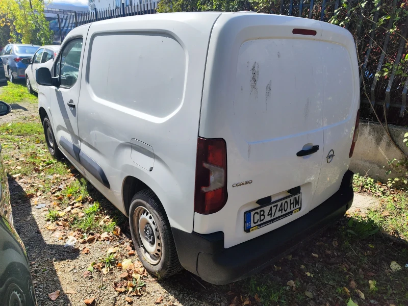 Opel Combo VAN 1.5 HDI 75 к.с скъсана верига, снимка 4 - Автомобили и джипове - 47410529