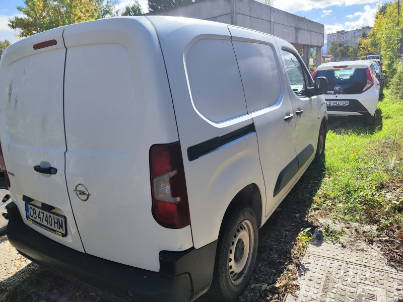 Opel Combo VAN 1.5 HDI 75 к.с скъсана верига, снимка 3 - Автомобили и джипове - 47410529