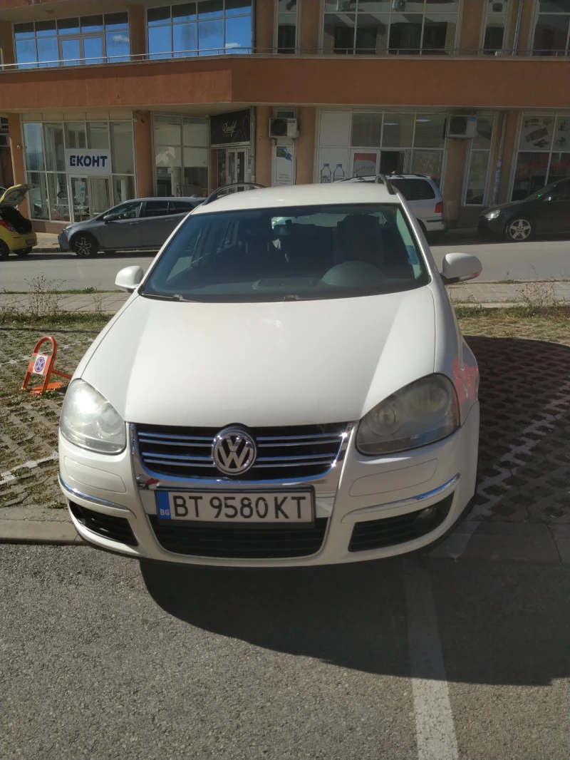 VW Golf, снимка 1 - Автомобили и джипове - 47496281