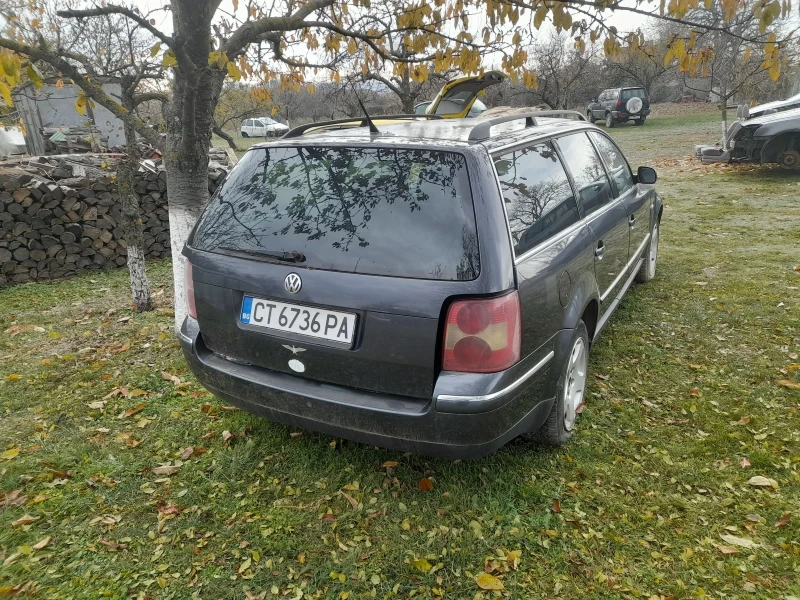 VW Passat 1.9 TDI, снимка 4 - Автомобили и джипове - 48066269