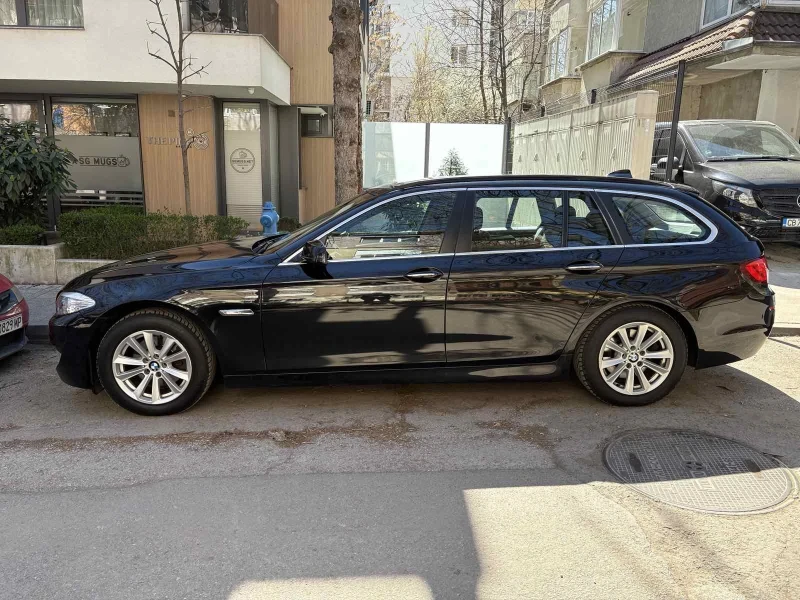 BMW 520 D, снимка 3 - Автомобили и джипове - 49589276