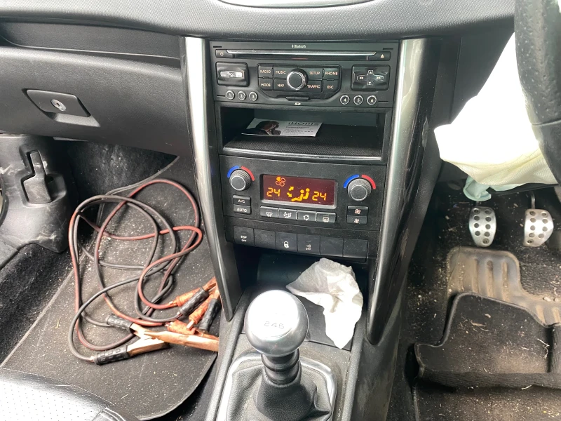 Peugeot 207 1.6хди 116кс 6ск CC, снимка 9 - Автомобили и джипове - 51414620