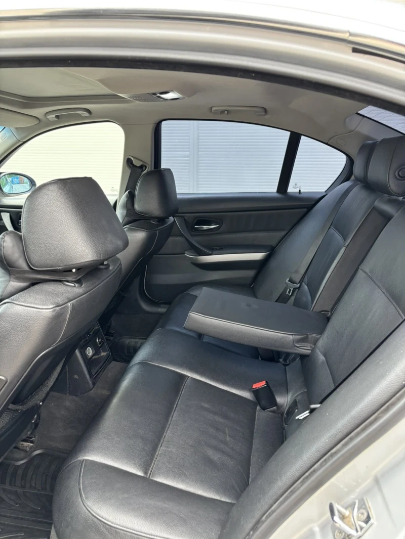BMW 330 3.0xd, снимка 9 - Автомобили и джипове - 52961567