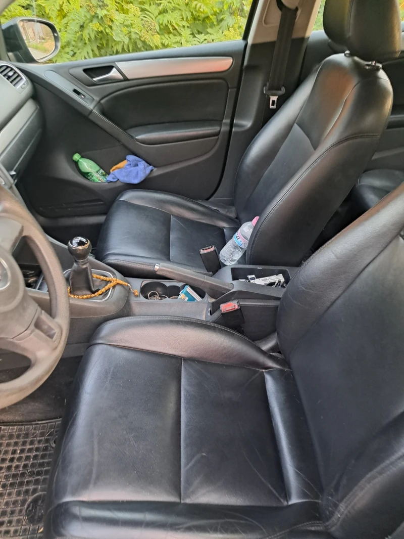 VW Golf 1.6 tdi 105k.с, снимка 5 - Автомобили и джипове - 52330455