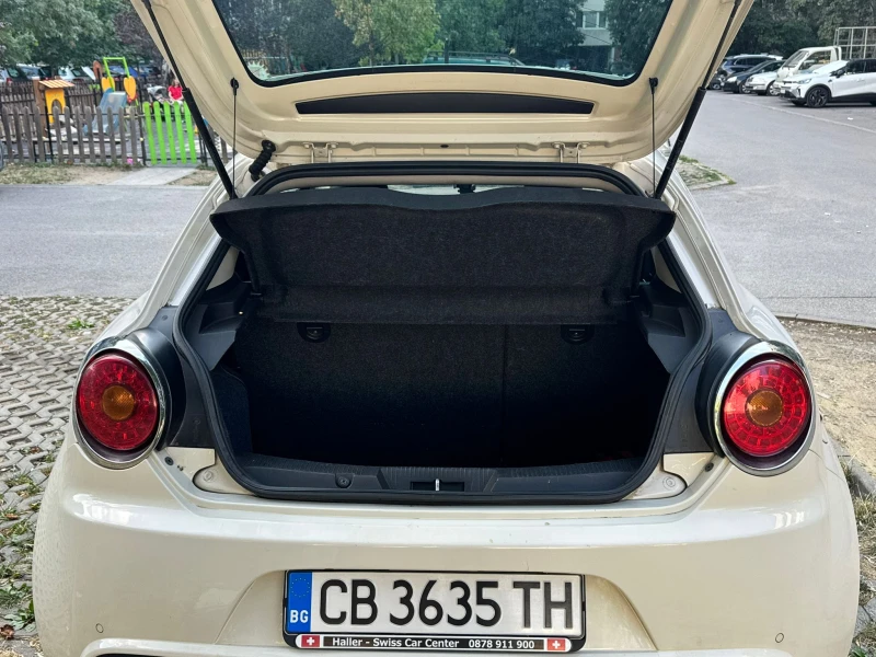 Alfa Romeo MiTo 1.4i* 135 h.p.* Автомат* Кожен Салон* , снимка 6 - Автомобили и джипове - 52460155