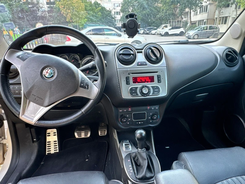 Alfa Romeo MiTo 1.4i* 135 h.p.* Автомат* Кожен Салон* , снимка 10 - Автомобили и джипове - 52460155
