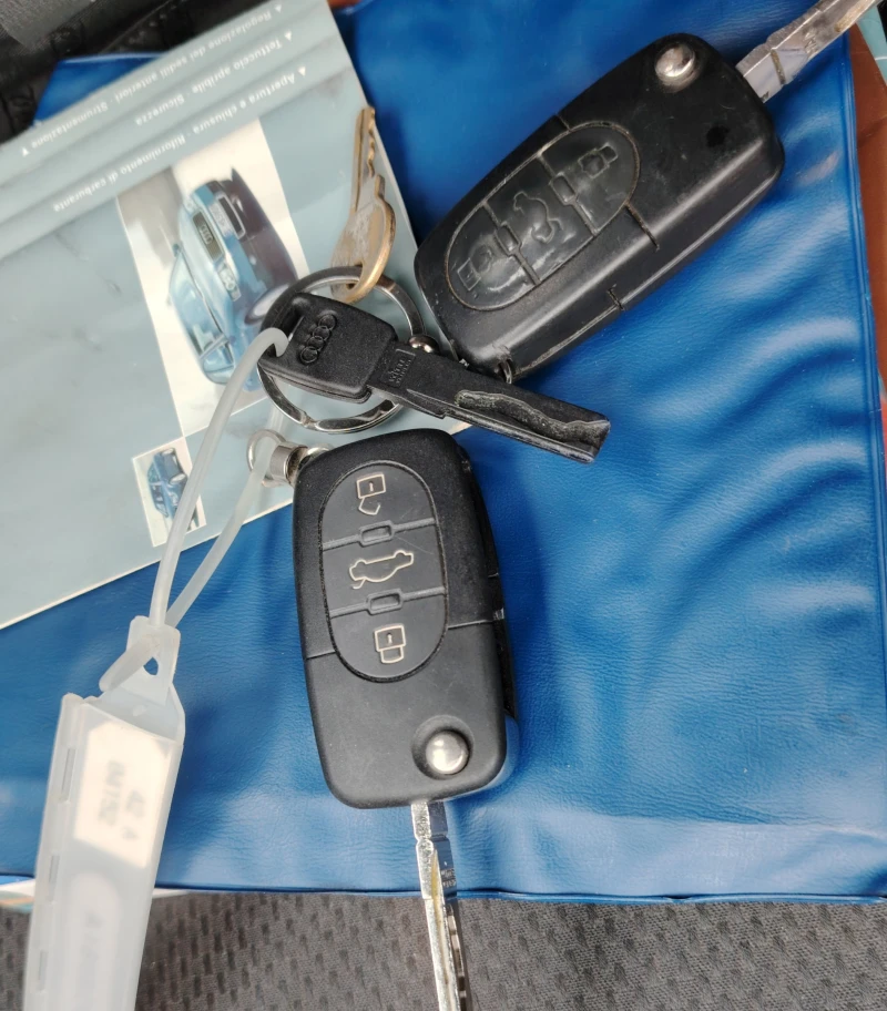 Audi A4 1.9TDI/AUTOMATIC, снимка 17 - Автомобили и джипове - 52326773