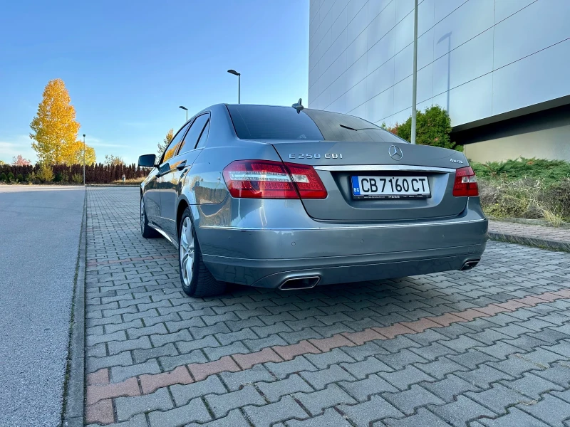 Mercedes-Benz E 250 4matic 7G-TRONIC CarPlay/Android auto , снимка 4 - Автомобили и джипове - 52530510
