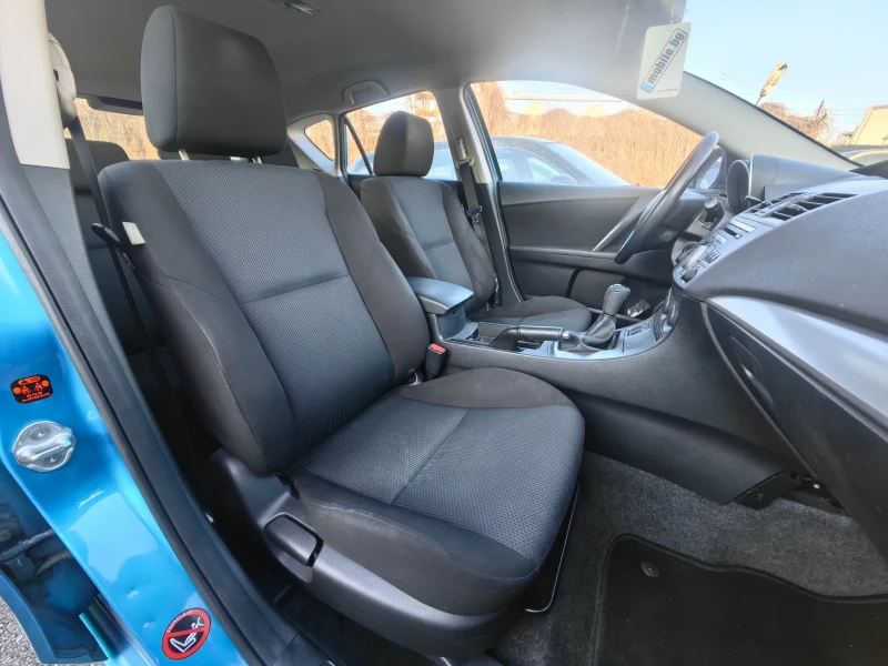 Mazda 3 2.0 бензин 151 кс , 6 скорости , Евро 5 , Отлична , снимка 13 - Автомобили и джипове - 52924531