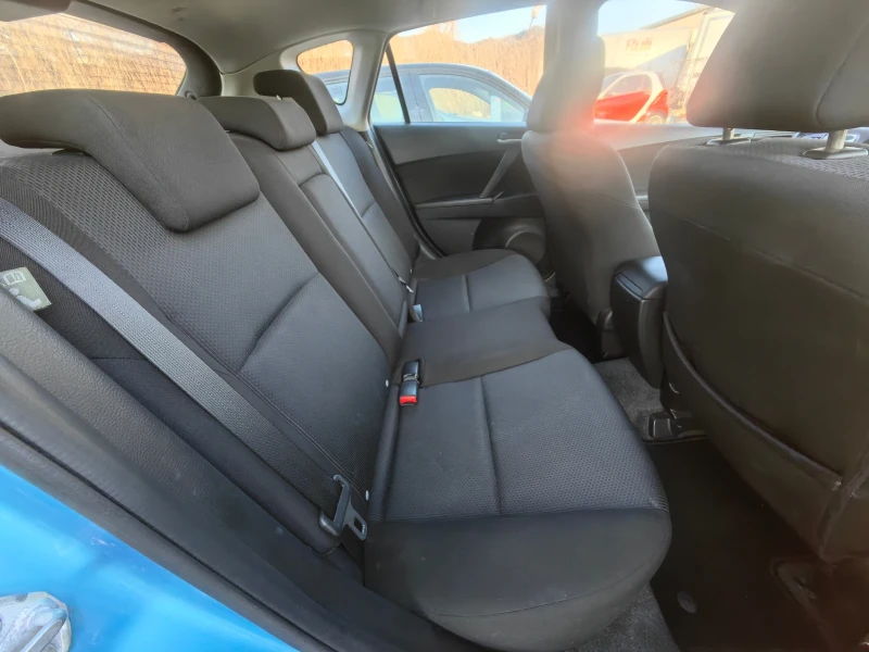 Mazda 3 2.0 бензин 151 кс , 6 скорости , Евро 5 , Отлична , снимка 14 - Автомобили и джипове - 52924531