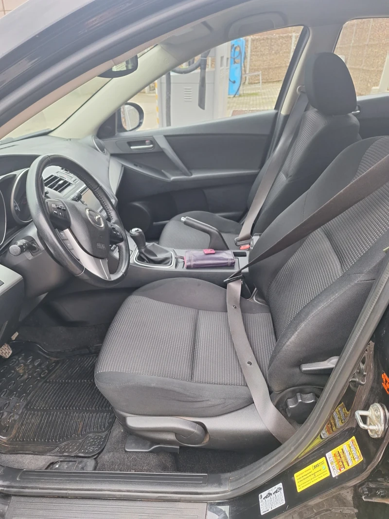 Mazda 3, снимка 6 - Автомобили и джипове - 53047519