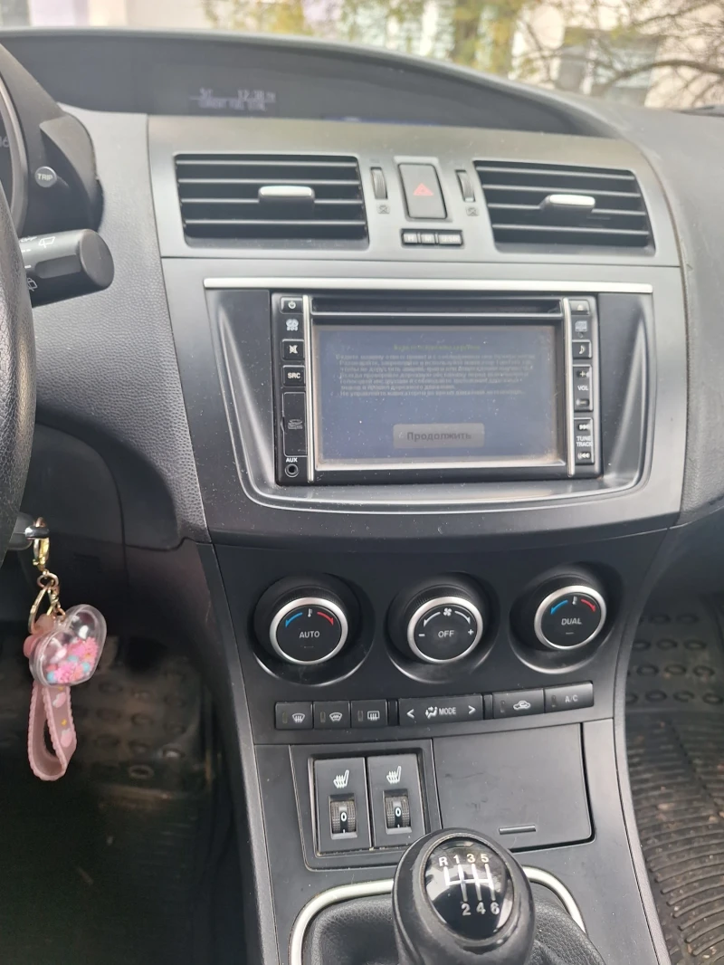 Mazda 3, снимка 5 - Автомобили и джипове - 53047519