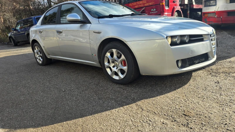 Alfa Romeo 159 1.9 150hp, снимка 3 - Автомобили и джипове - 53527170