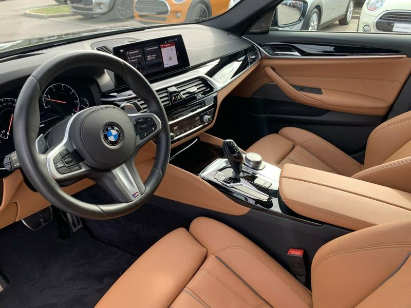 BMW 540 d xDrive M Sportpaket, снимка 7 - Автомобили и джипове - 22823057
