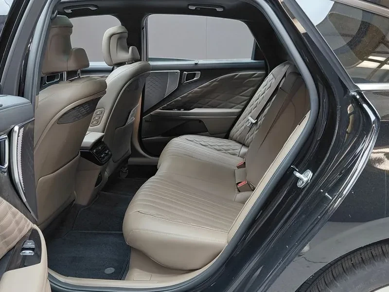 Kia K8 Signature* �������* ���������* ����� | Mobile.bg � ����������� 12