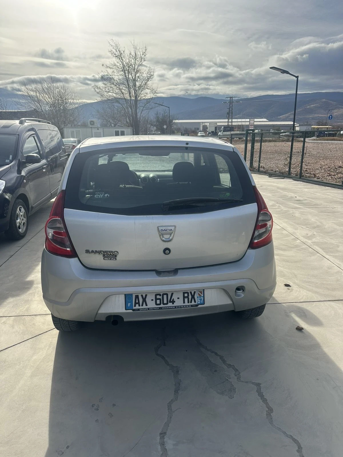 Dacia Sandero  - изображение 5