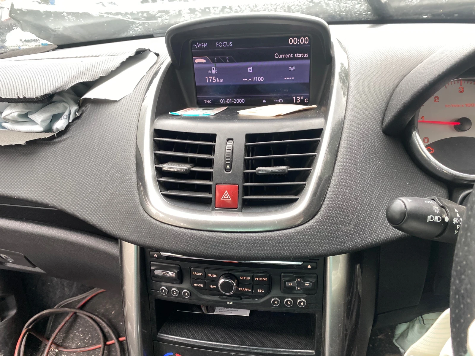 Peugeot 207 1.6хди 116кс 6ск CC, снимка 11 - Автомобили и джипове - 51414620