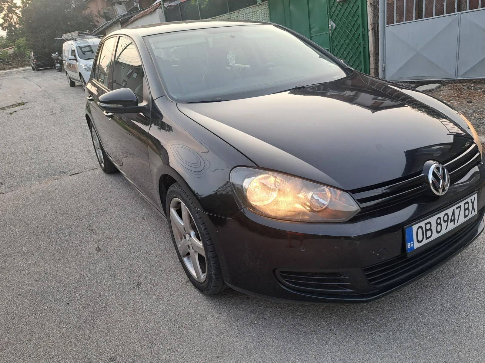 VW Golf 1.6 tdi 105k.с - изображение 9
